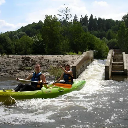 Voyage Du Domaine De La Belle Verte 招待所 3*